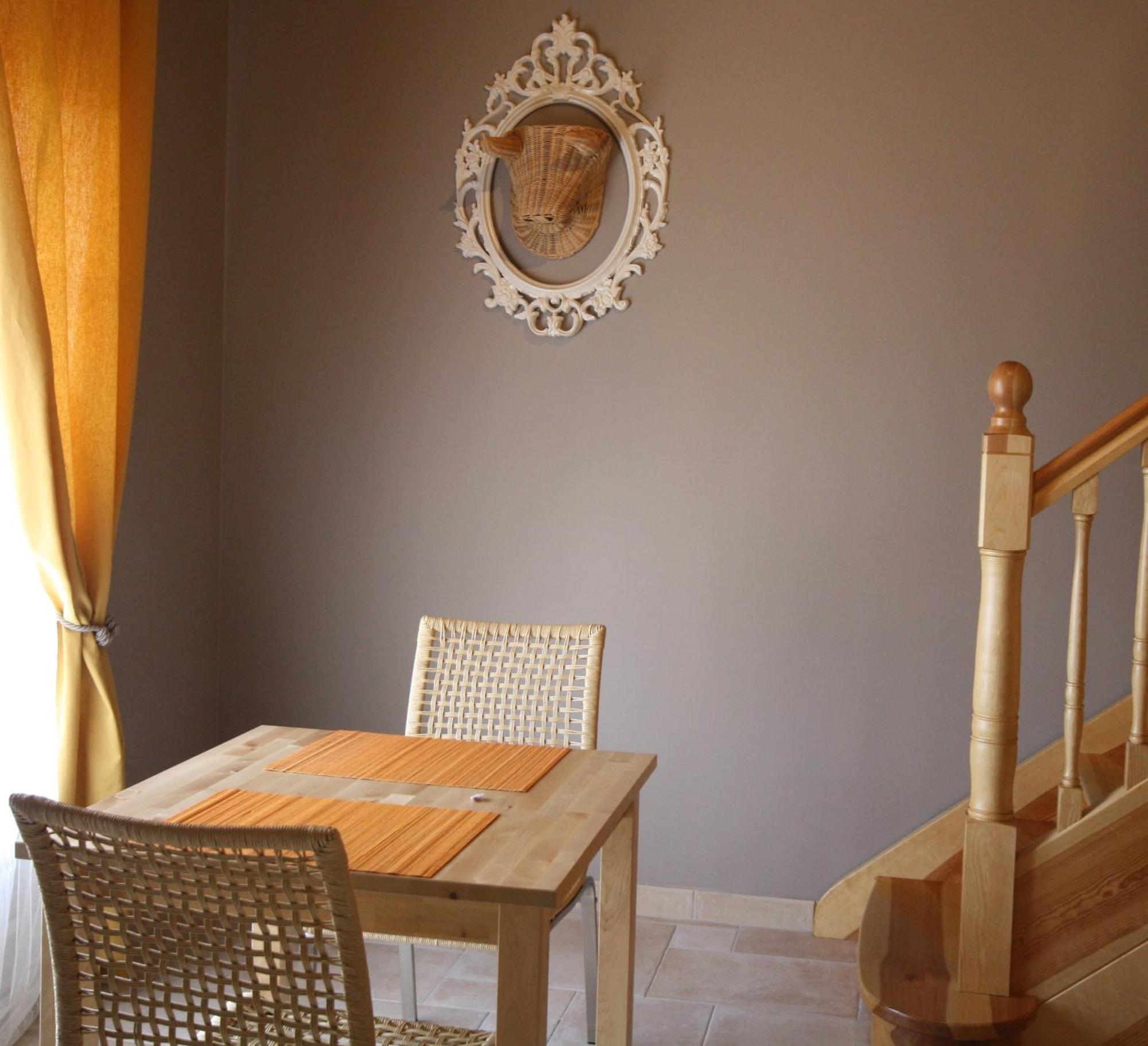 La Gourgasse Vieille Hotell Béziers Rum bild