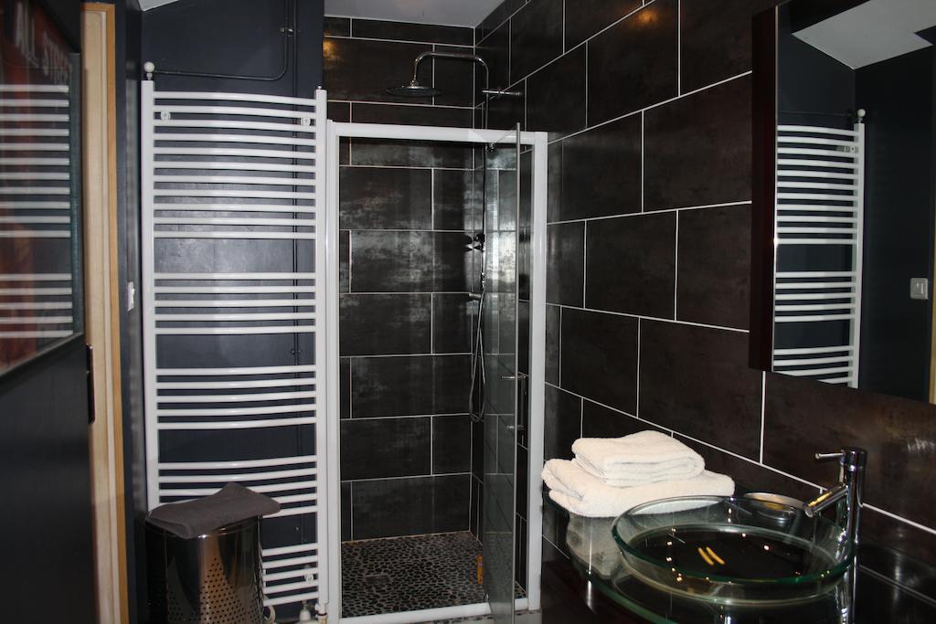 La Gourgasse Vieille Hotell Béziers Rum bild